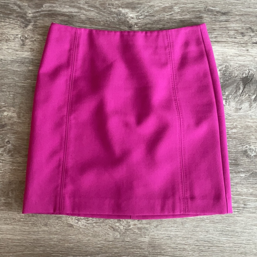 LOFT pink skirt, size 4 - Picture 3 of 10